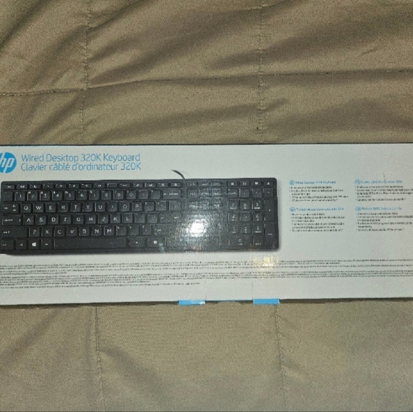 HP Computer Keyboard - Picture 2 of 4